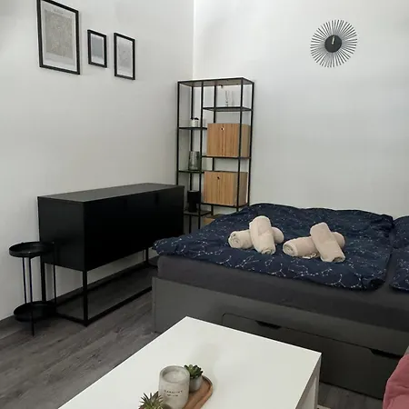 Apartment Hobiti - Sam Radslav